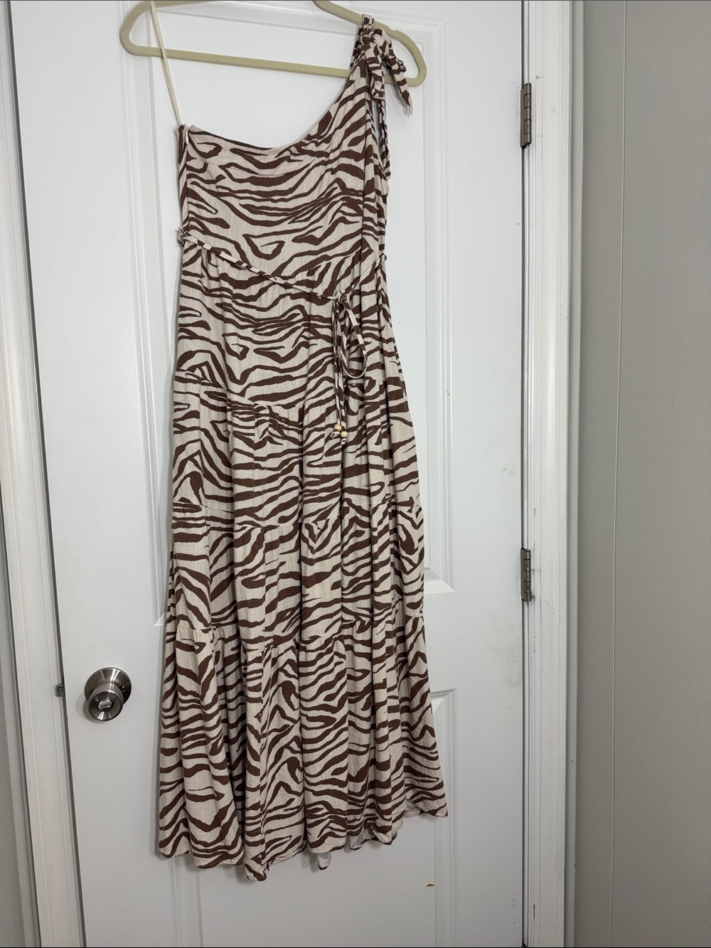 WHITE | CLOSET ELEMENTS One-Shoulder Brown Zebra Print Maxi Dress